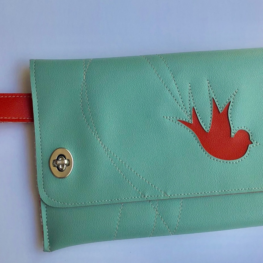 Holly Aiken Sidecar Clutch